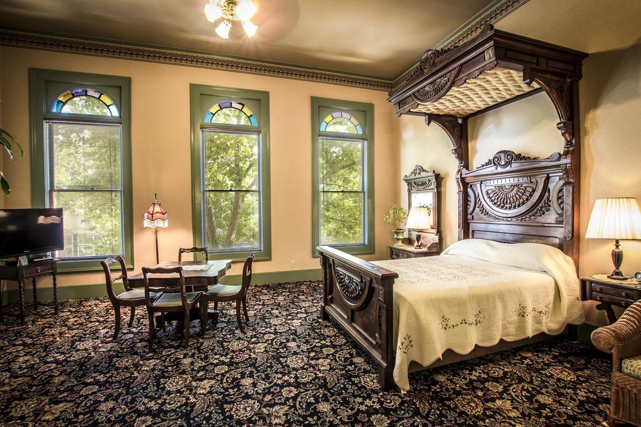 Weinhard Hotel Dayton Extérieur photo