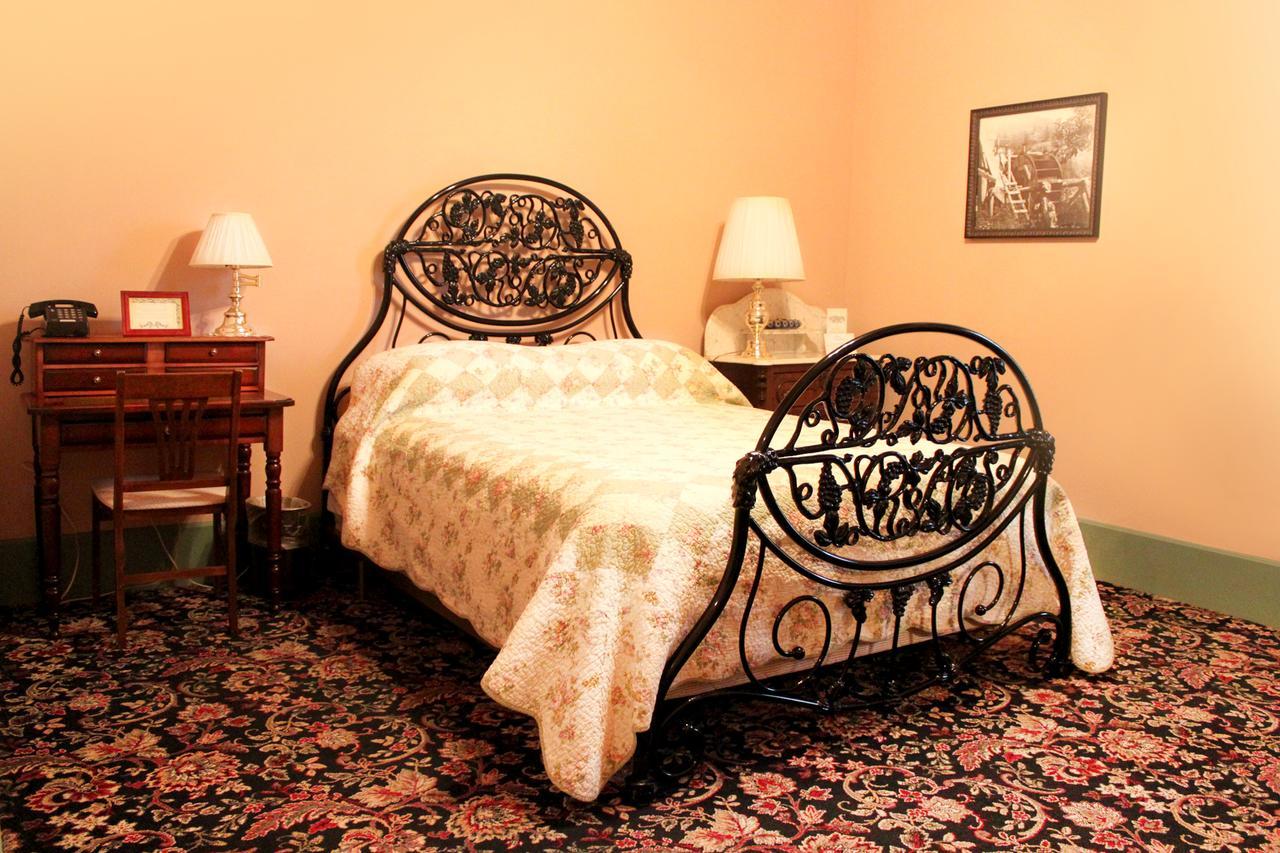 Weinhard Hotel Dayton Extérieur photo