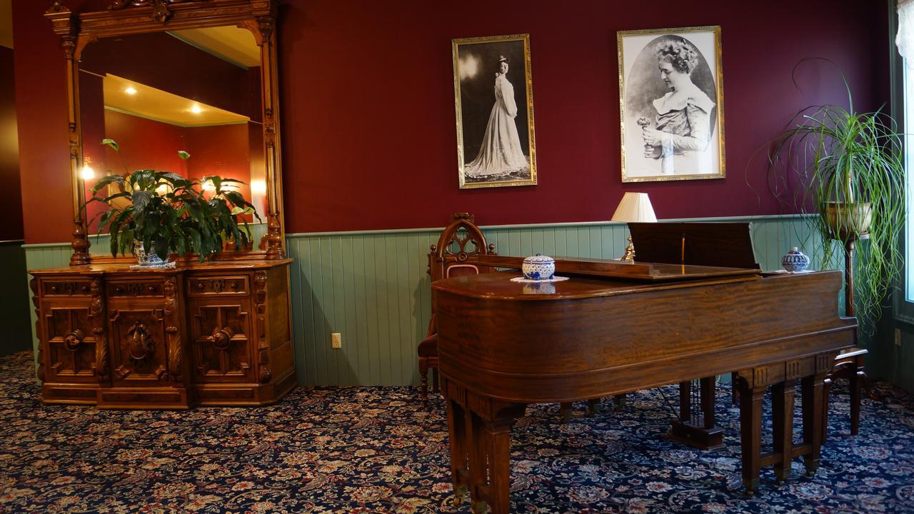 Weinhard Hotel Dayton Extérieur photo
