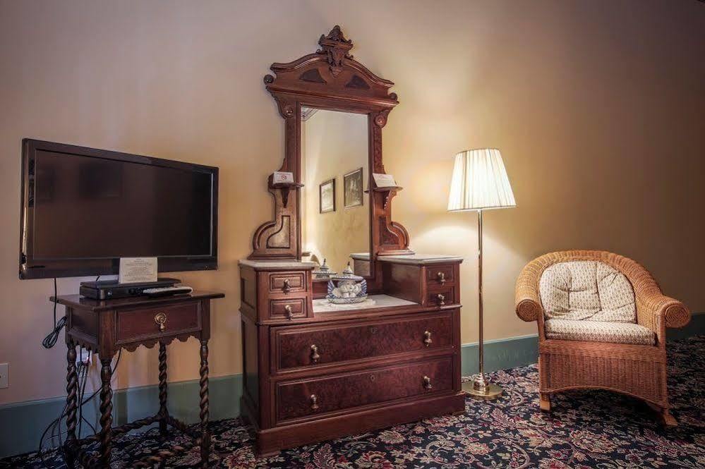 Weinhard Hotel Dayton Extérieur photo